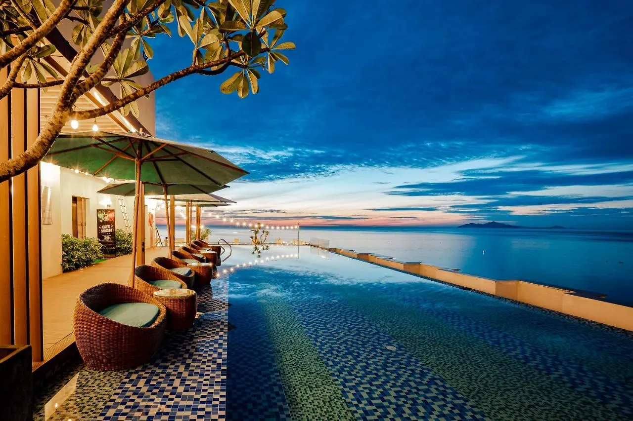 Haian Beach Hotel & Spa Da Nang